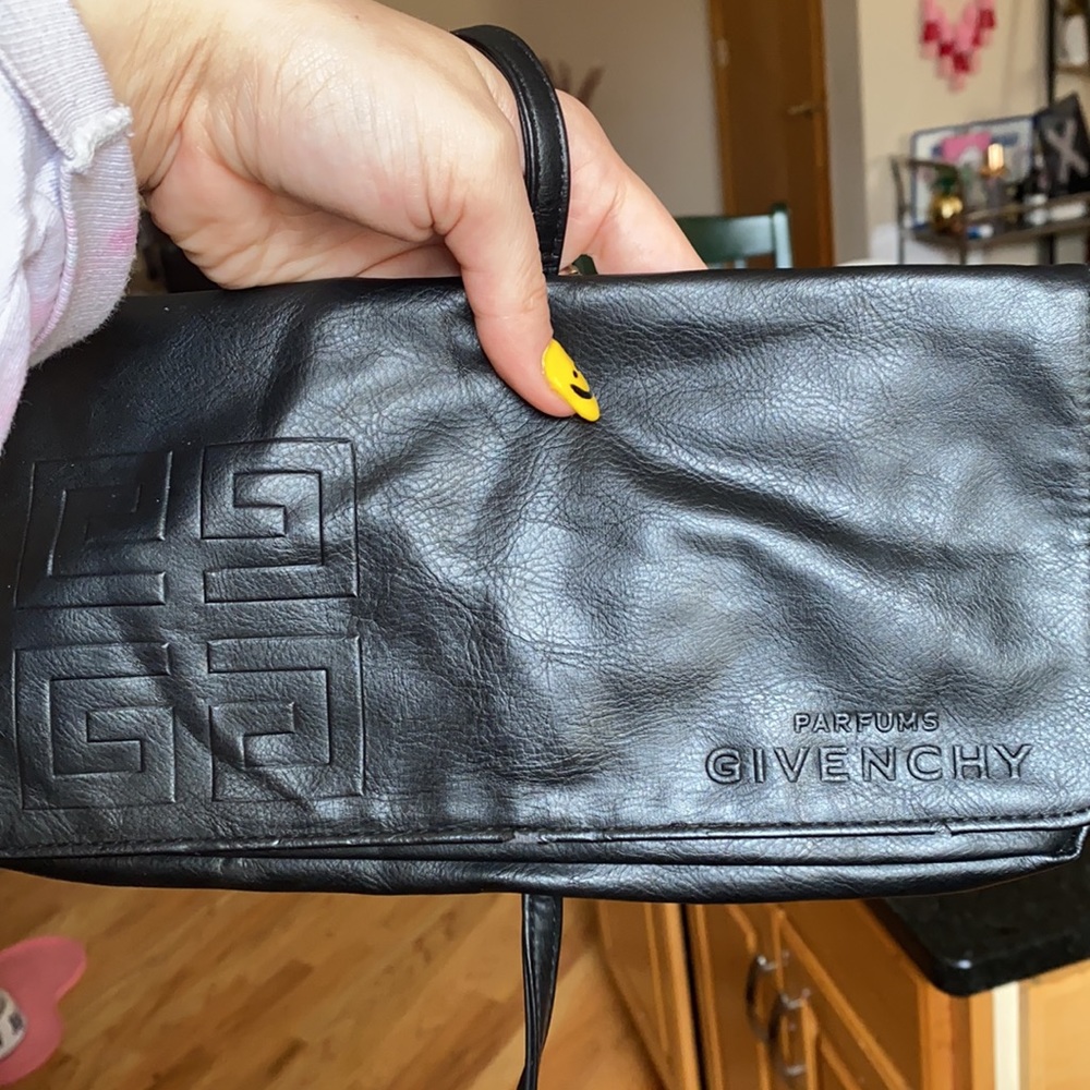 Givenchy Clutch - Picture 3 of 4